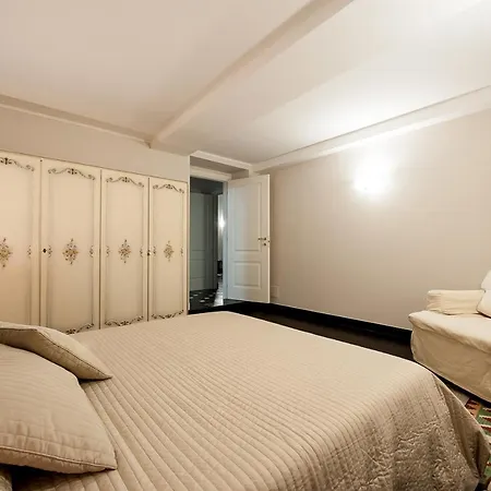 S. Bernardo Apartament *